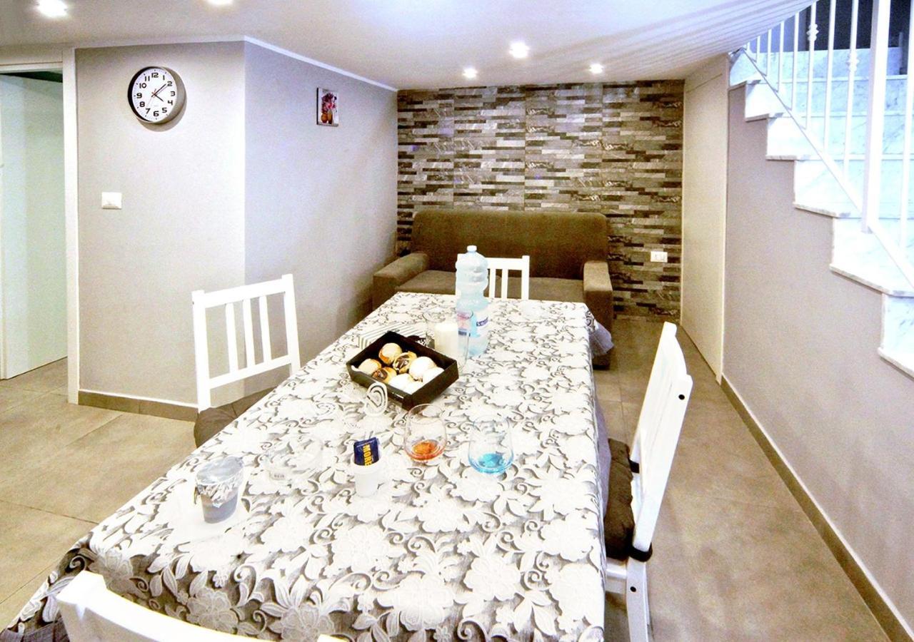 La Casa Di Helena Leilighet Napoli Eksteriør bilde